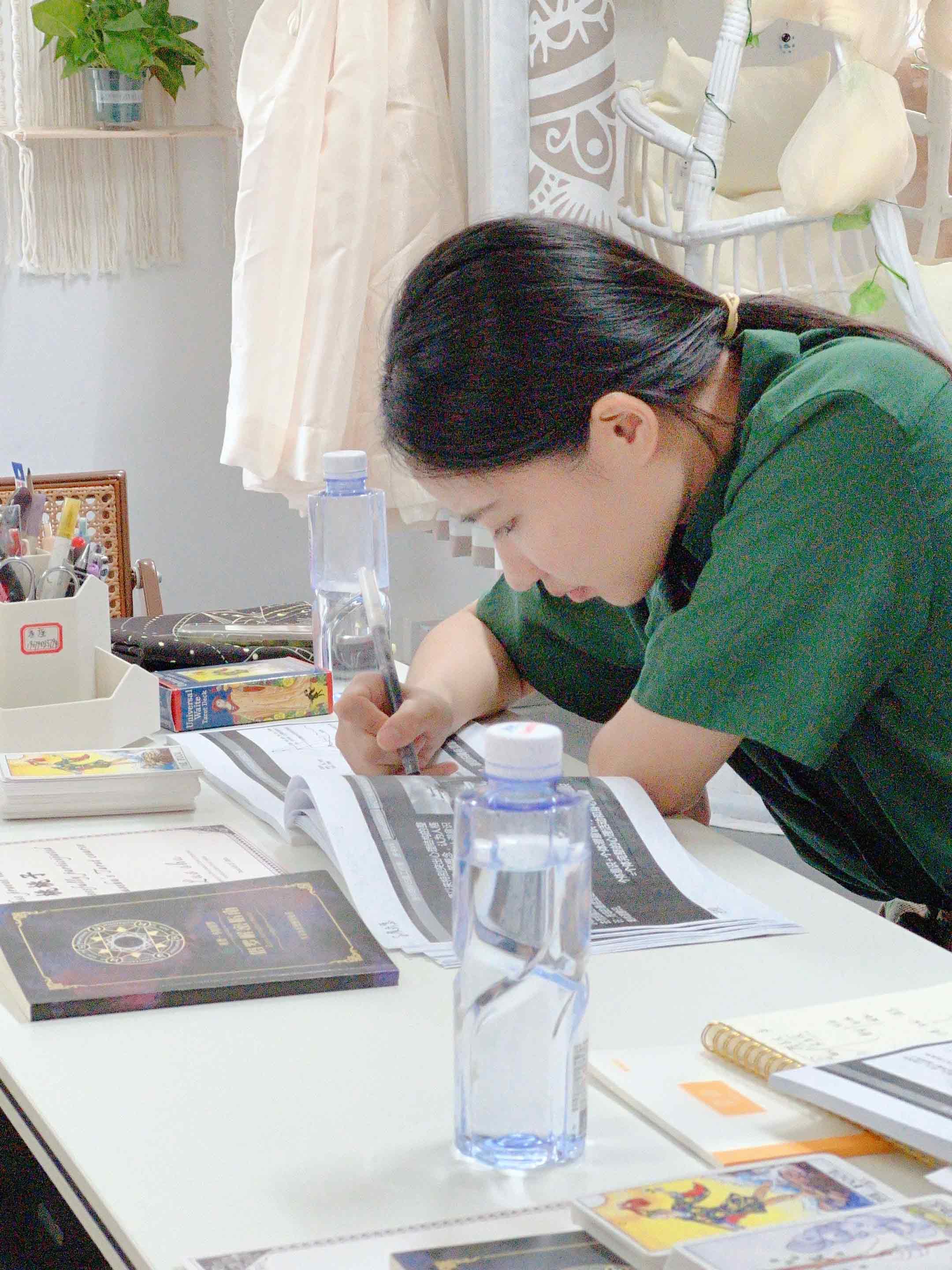 2024年9月学员认真记录笔记